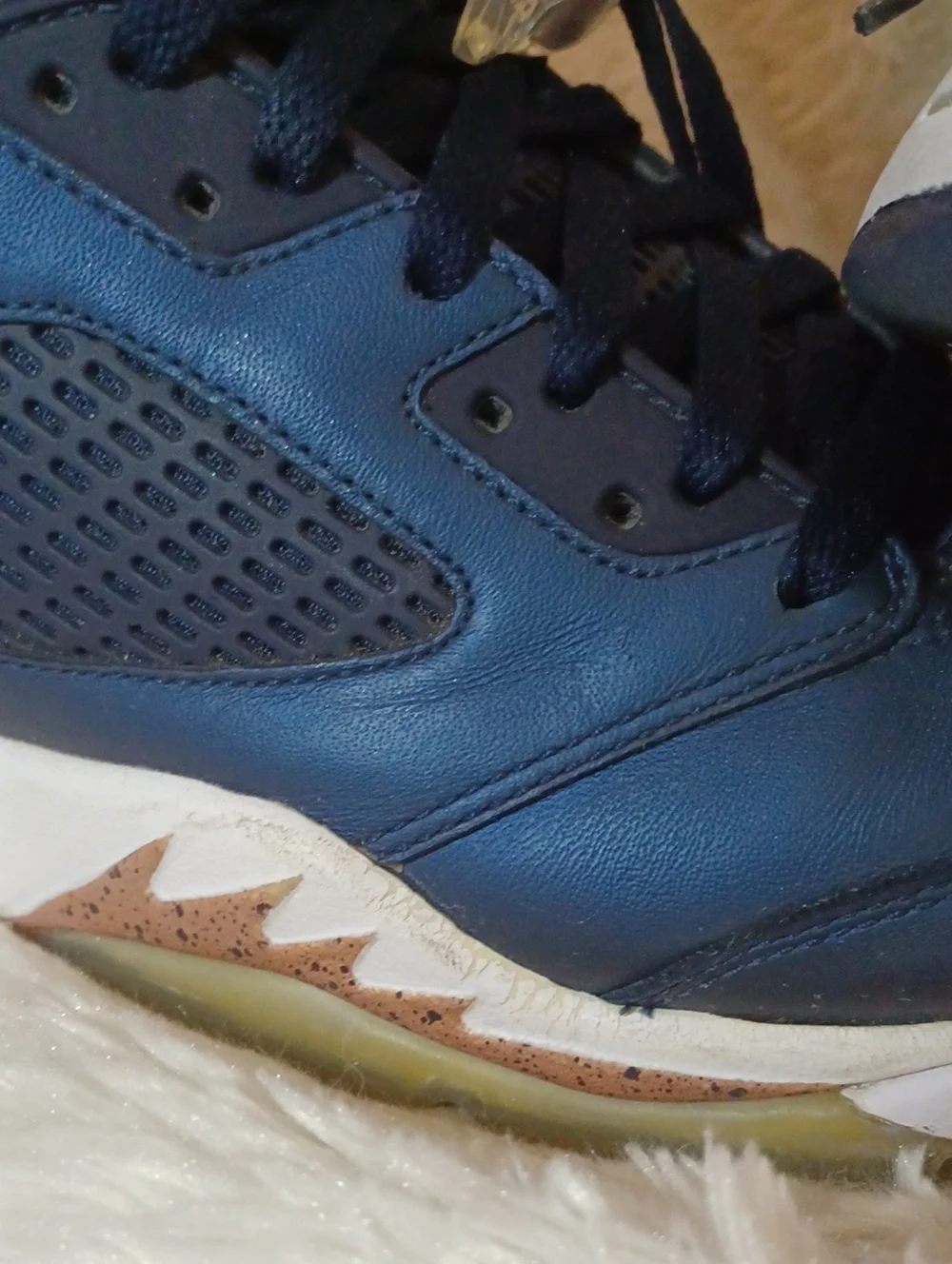 Jordan navy bronze